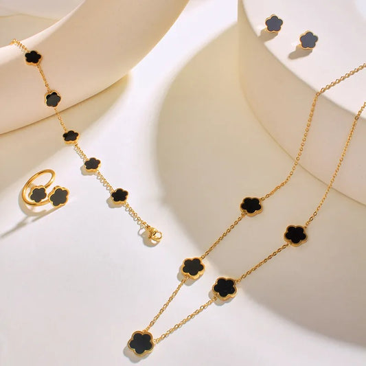 Clover Boom Jewelry Set