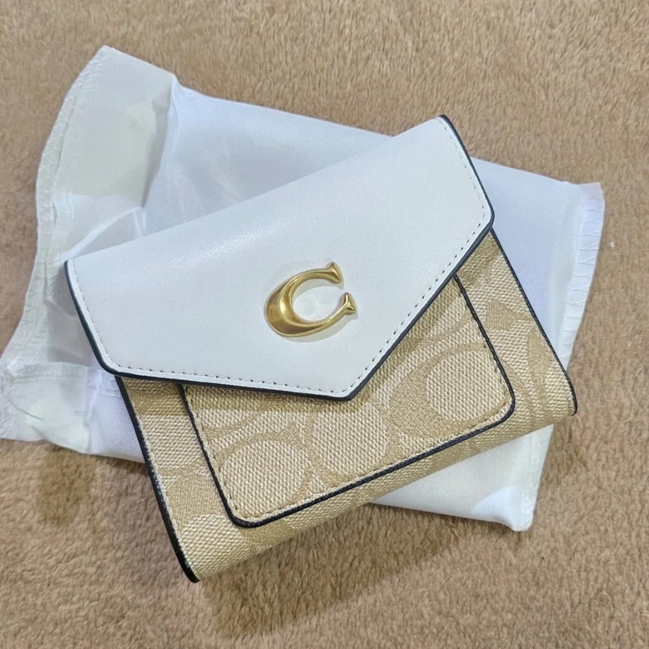 Small Flap Wallet