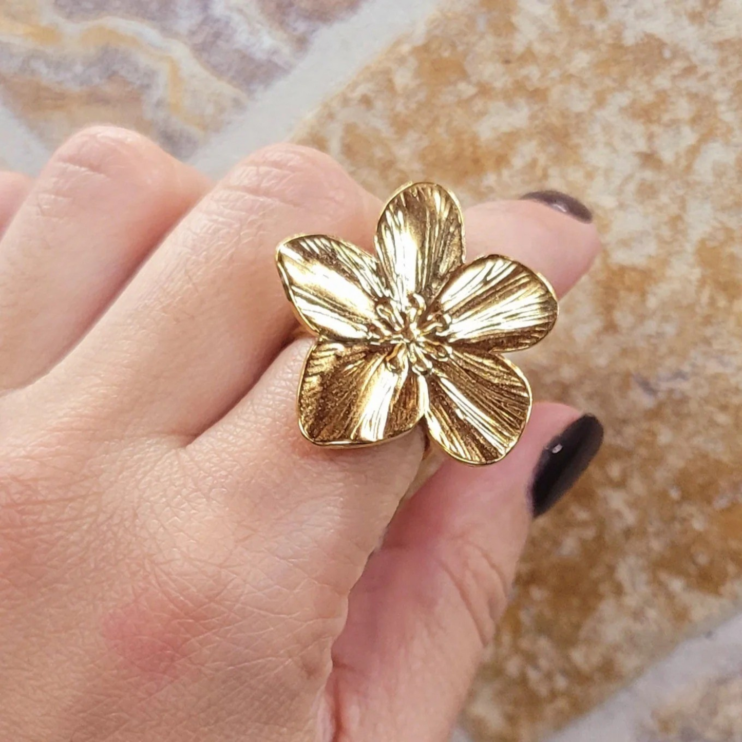 Big Flower Golden Ring