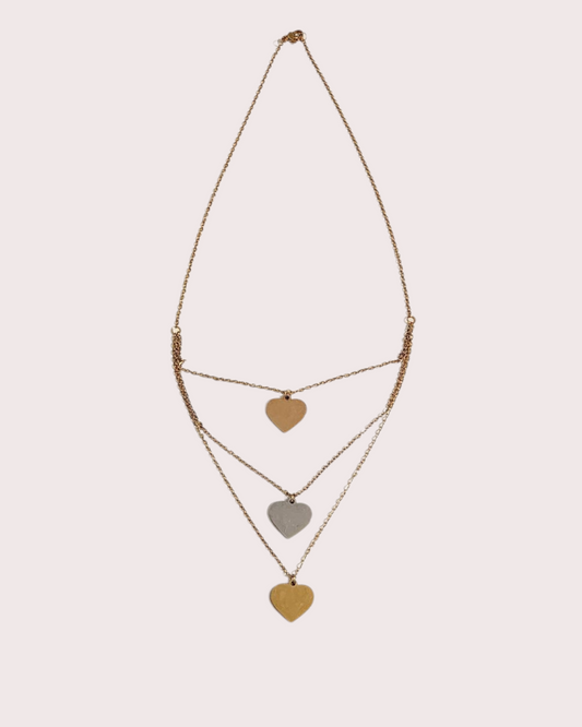 Collar de corazones