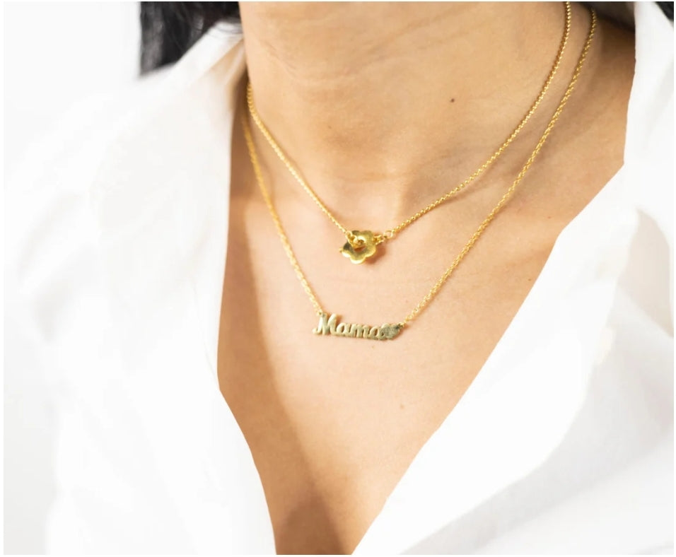 Mamá Gold Necklace