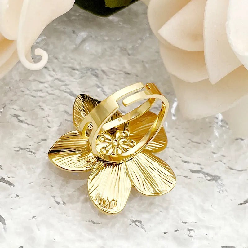 Big Flower Golden Ring