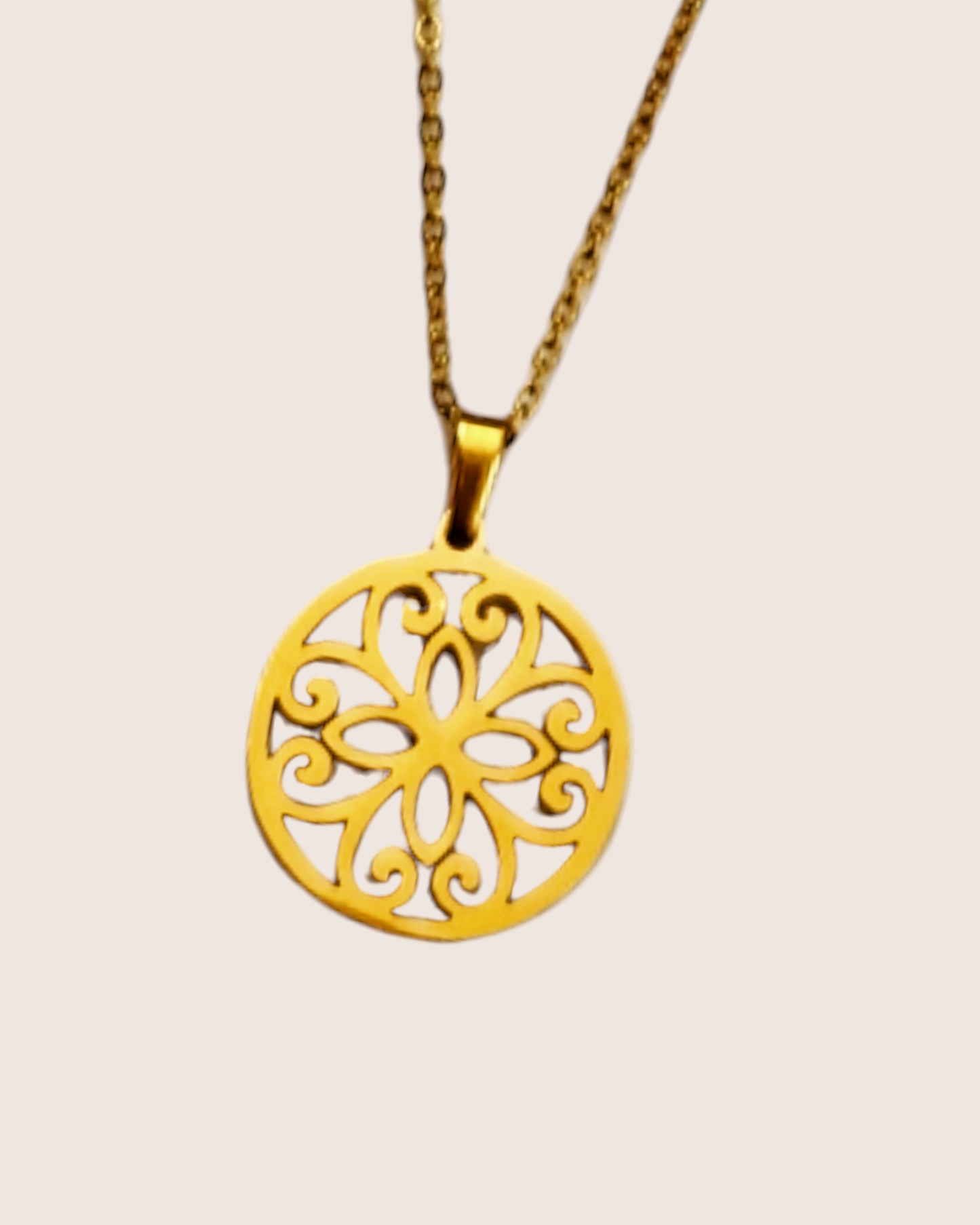 Round Floral Necklace