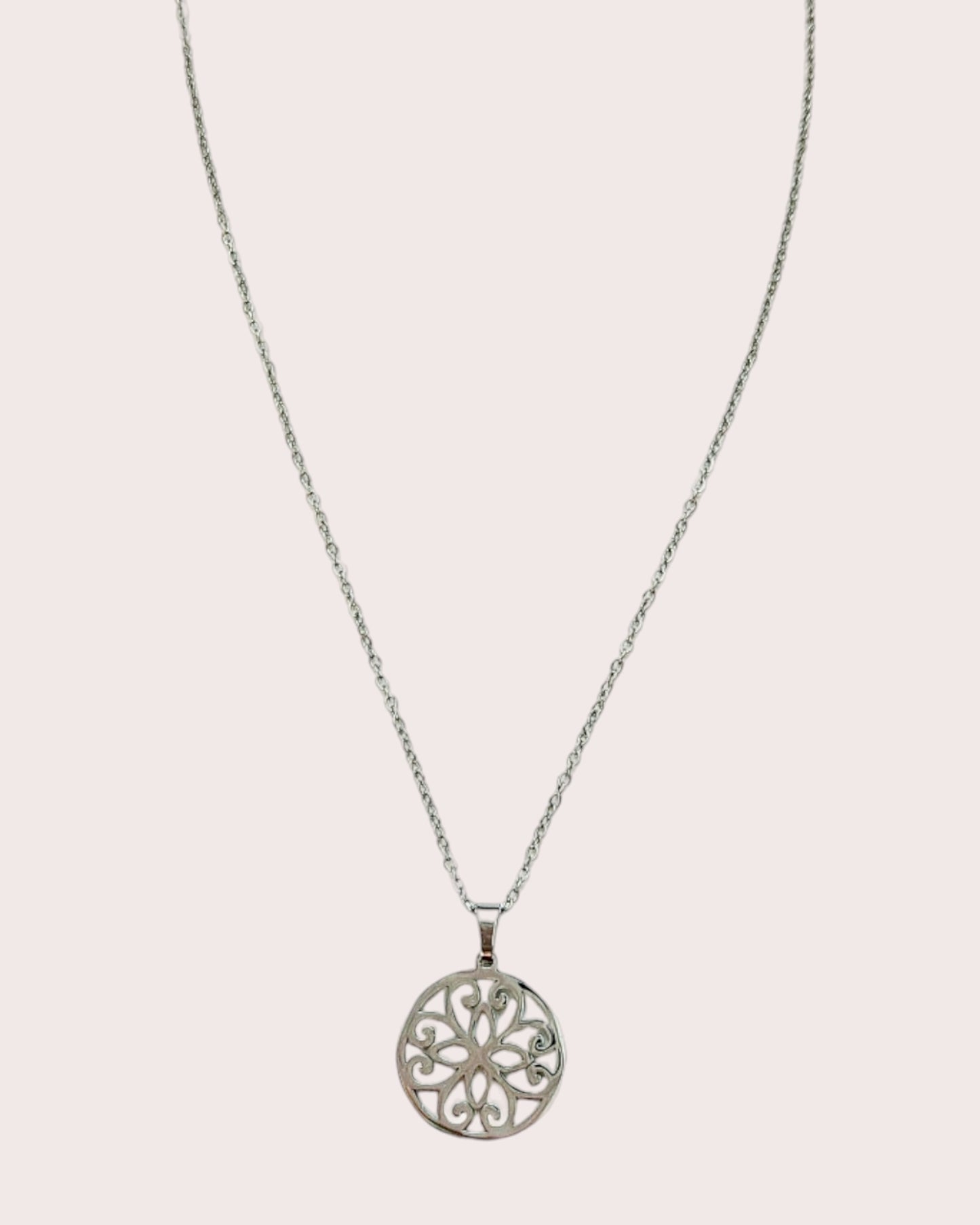 Round Floral Necklace