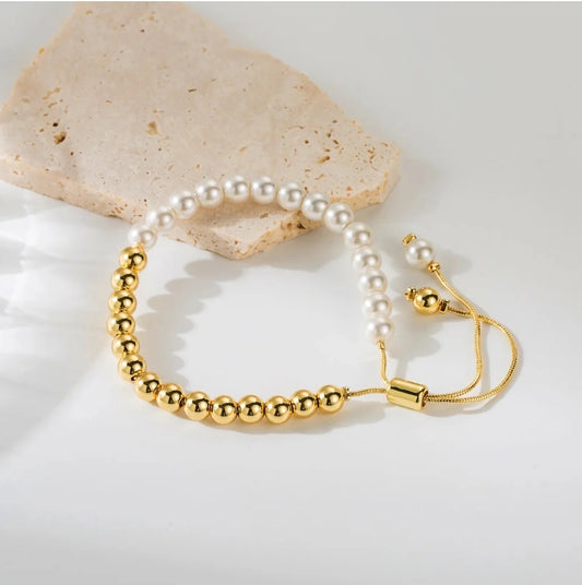 Adjustable Pearl Bracelet