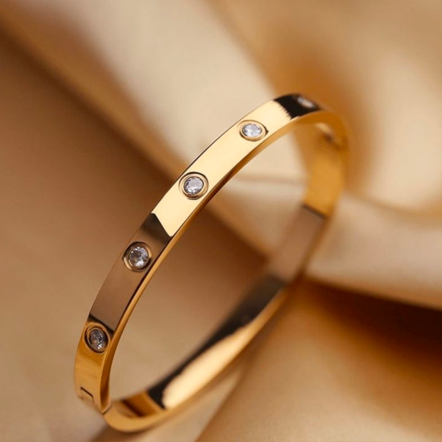 Mia 18K Gold Plated Bangle