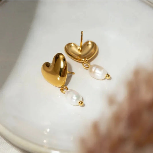 Heart & Pearl Earrings
