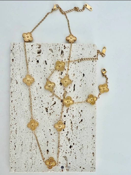 Gold Clover Set