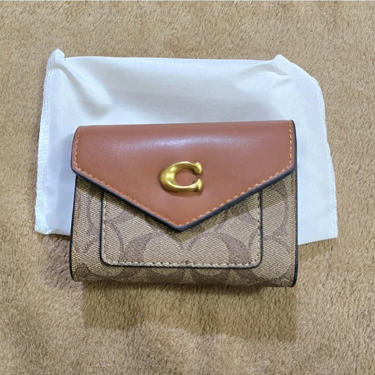 Small Flap Wallet